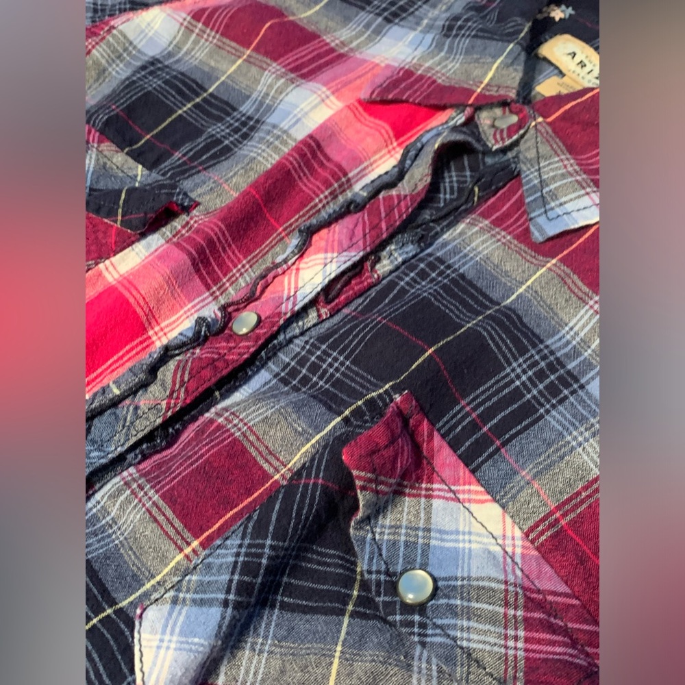 Button-Down Shirt - Picture 3 of 4